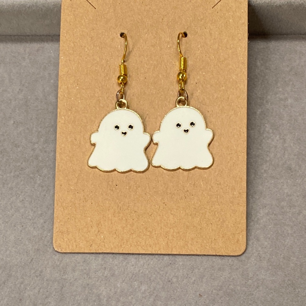 🕸️ Halloween Cute Ghost Earrings